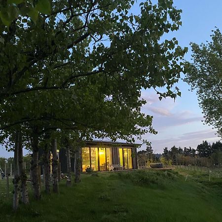 Stablehouse Garden Shed Villa Masterton Eksteriør bilde